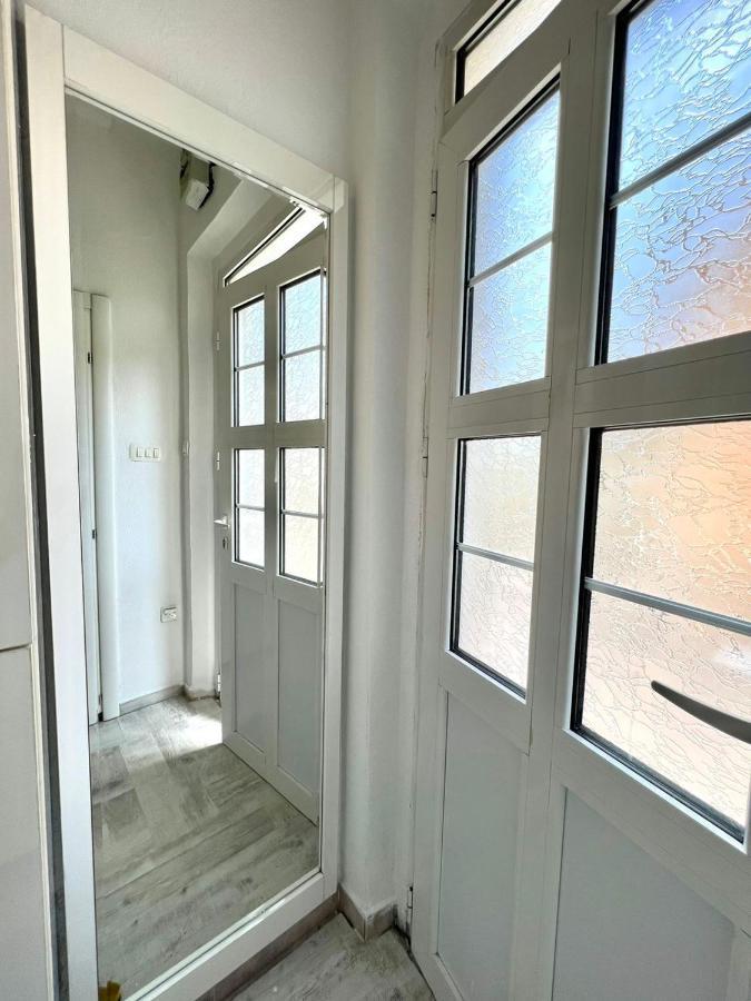 Apartment Kiki Котор Екстериор снимка