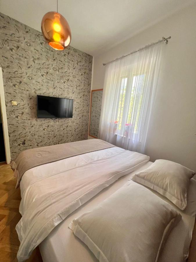 Apartment Kiki Котор Екстериор снимка