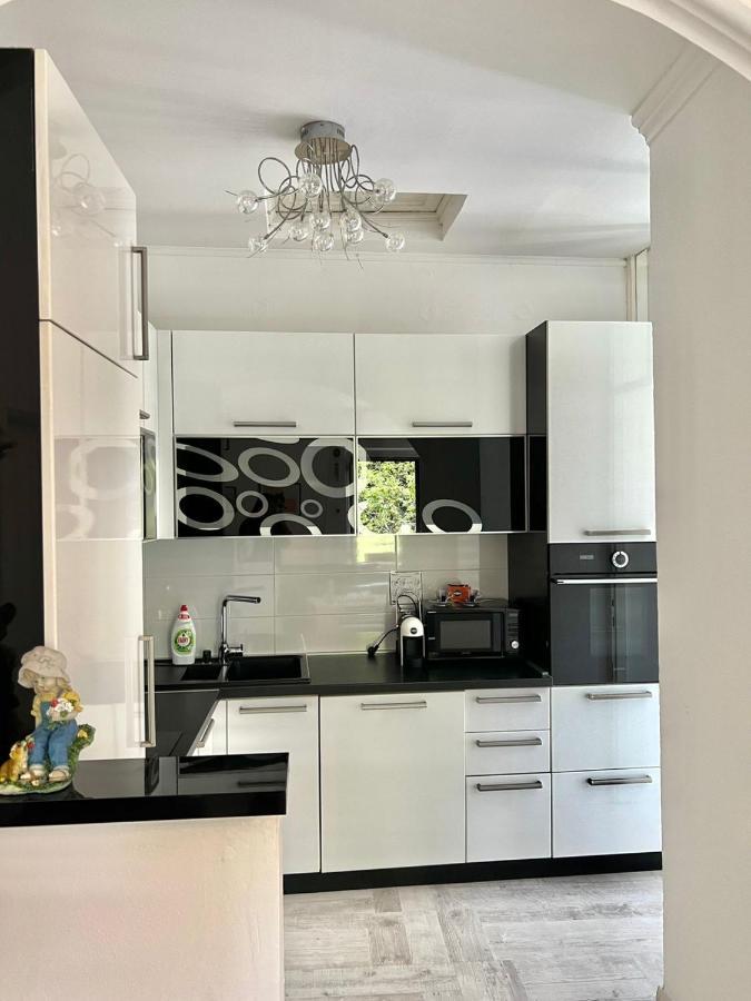 Apartment Kiki Котор Екстериор снимка