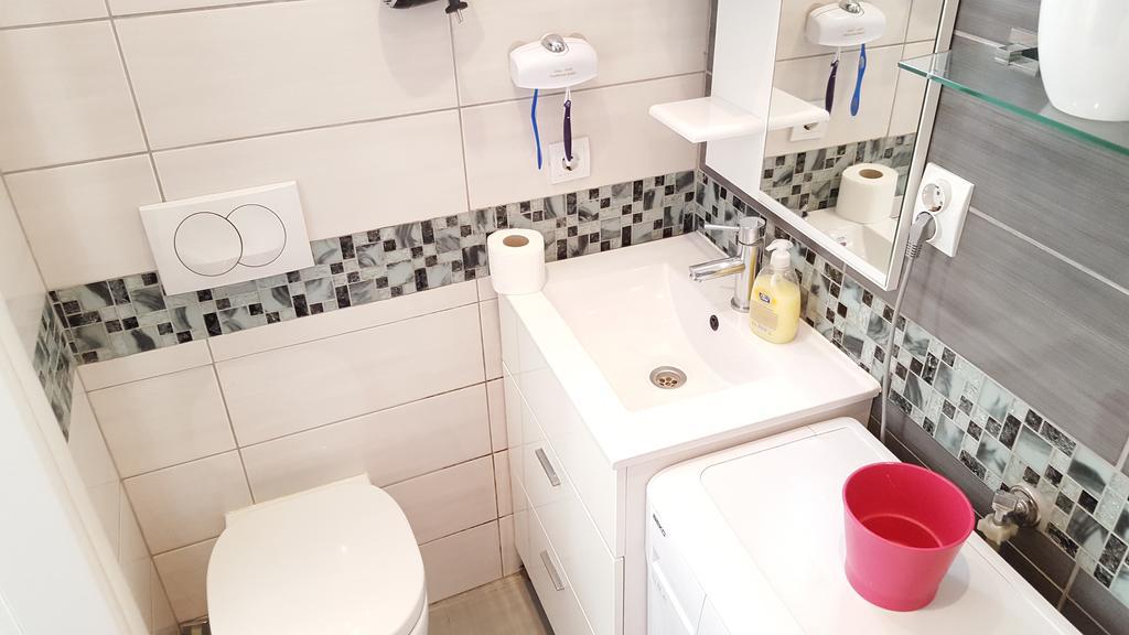Apartment Kiki Котор Екстериор снимка